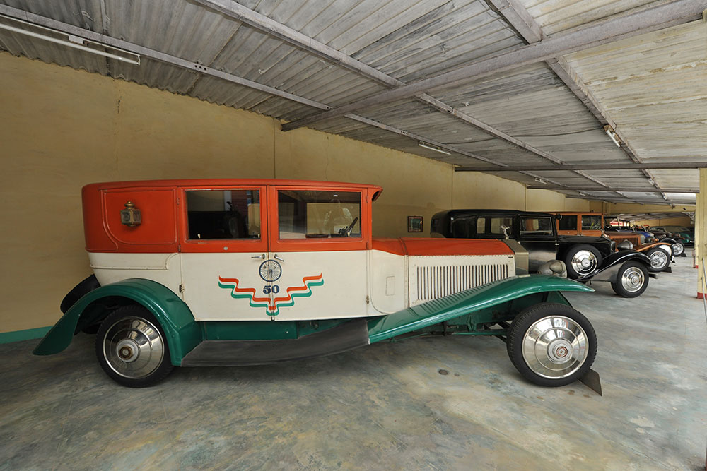 Auto World Vintage Car Museum